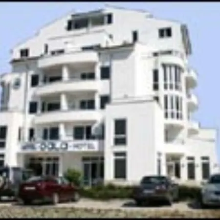 Gala Hotel 2*
